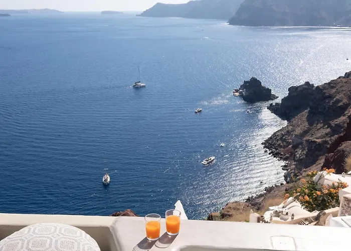Santoroia Luxury By Caldera * Oia (Santorini)